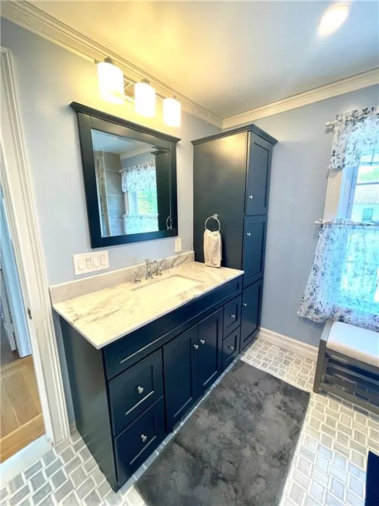 71 Elsie Street Cranston RI 02910