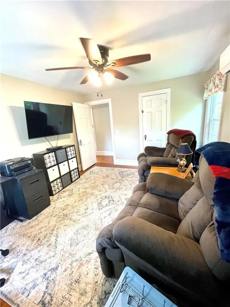 71 Elsie Street Cranston RI 02910