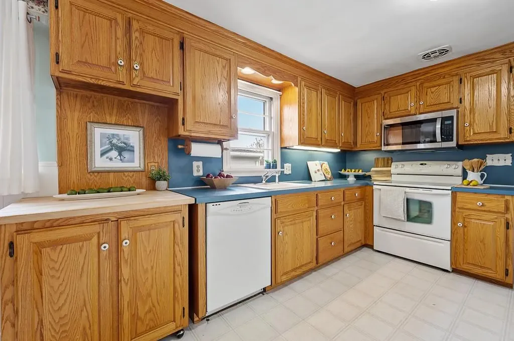 211 Williams Street Cumberland RI 02864
