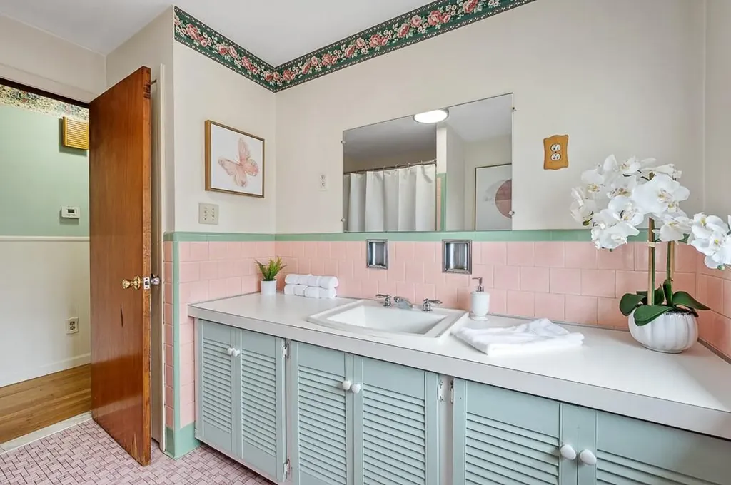 211 Williams Street Cumberland RI 02864