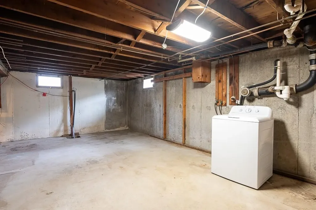 211 Williams Street Cumberland RI 02864