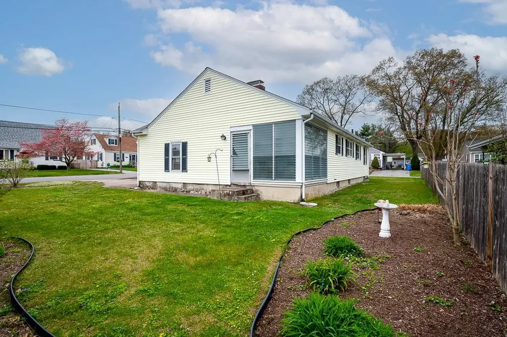 211 Williams Street Cumberland RI 02864