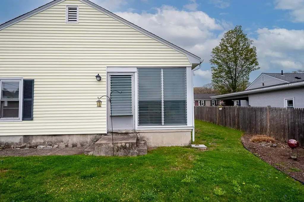 211 Williams Street Cumberland RI 02864