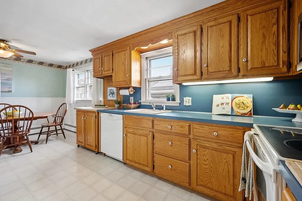 211 Williams Street Cumberland RI 02864