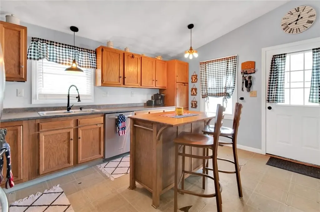 27 Anna Avenue Cumberland RI 02864