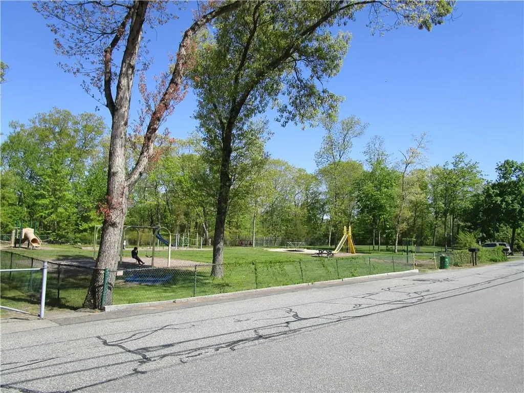 830 Lower River Road Lincoln RI 02865