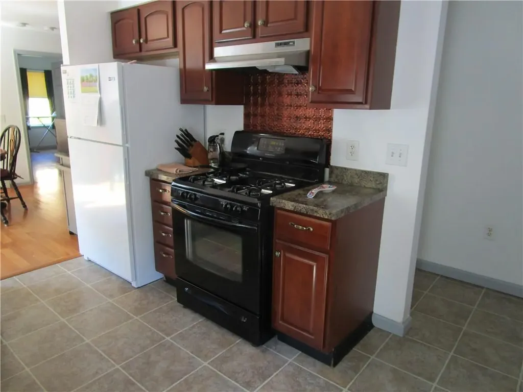 830 Lower River Road Lincoln RI 02865