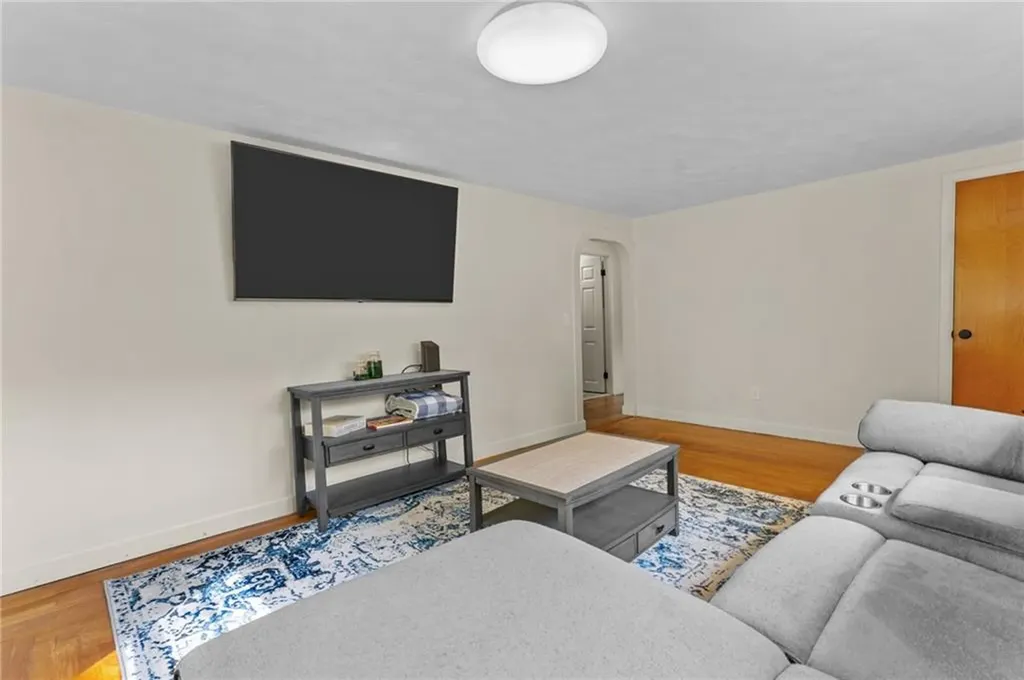 24 Coolidge Avenue Woonsocket RI 02895
