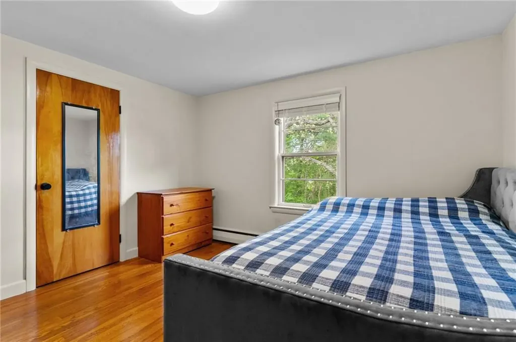 24 Coolidge Avenue Woonsocket RI 02895