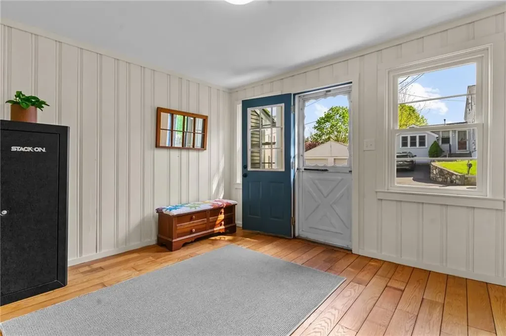 24 Coolidge Avenue Woonsocket RI 02895