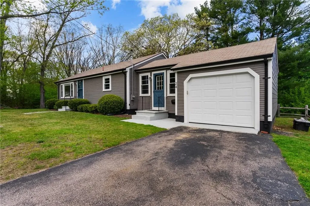 24 Coolidge Avenue Woonsocket RI 02895