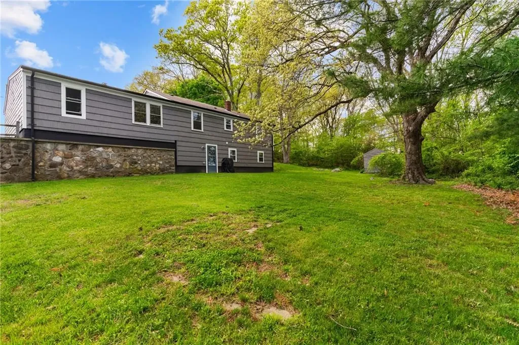 24 Coolidge Avenue Woonsocket RI 02895