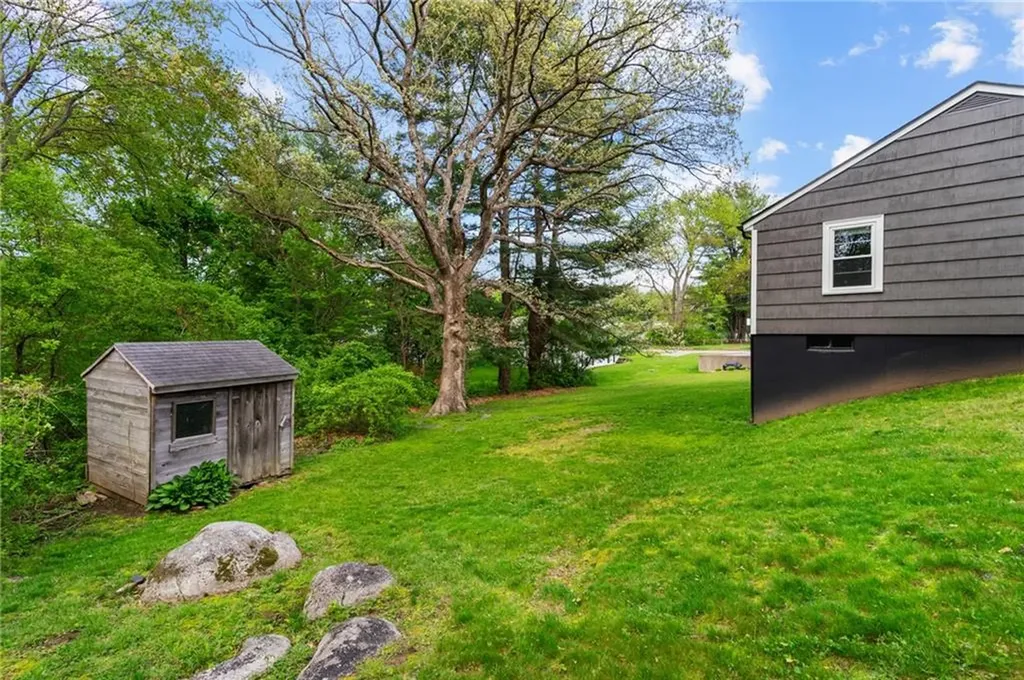 24 Coolidge Avenue Woonsocket RI 02895