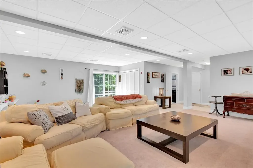 10 Soltys Court West Warwick RI 02893