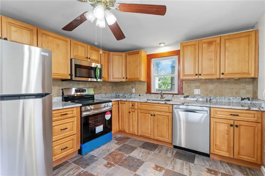71 Birch Street Pawtucket RI 02860