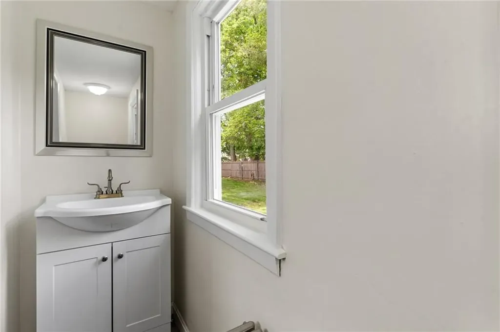 71 Birch Street Pawtucket RI 02860