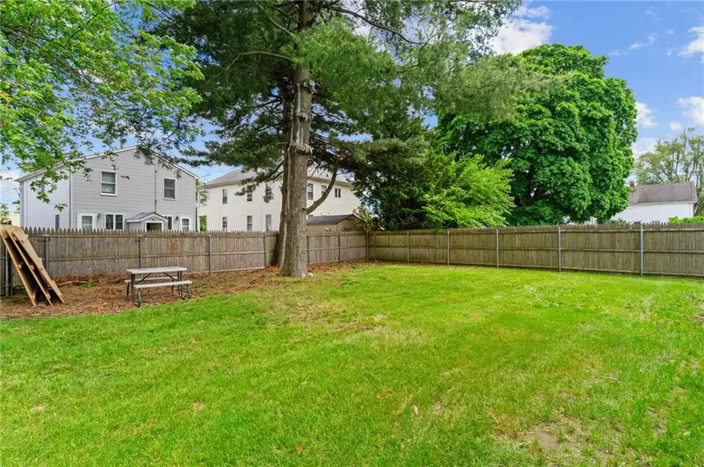 71 Birch Street Pawtucket RI 02860