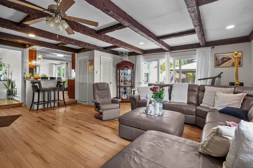 42 Pinewood Drive North Providence RI 02904
