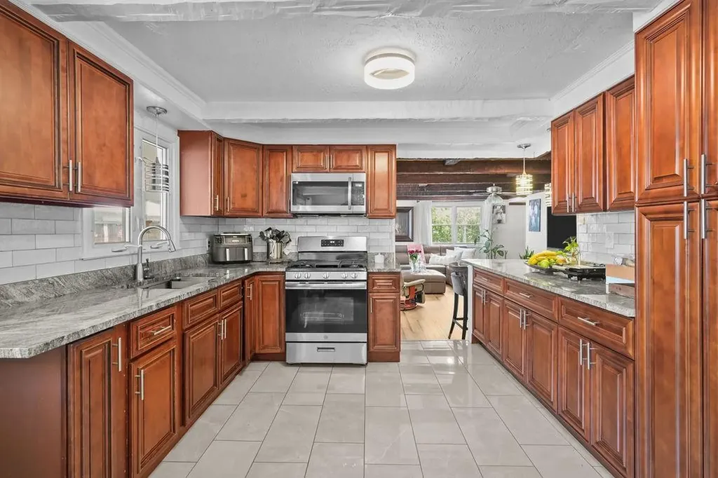 42 Pinewood Drive North Providence RI 02904