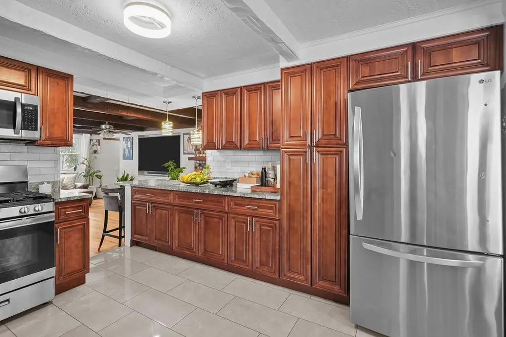 42 Pinewood Drive North Providence RI 02904