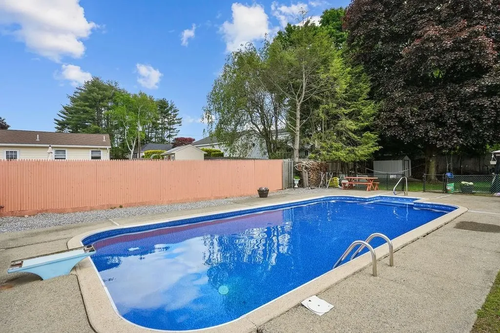 42 Pinewood Drive North Providence RI 02904