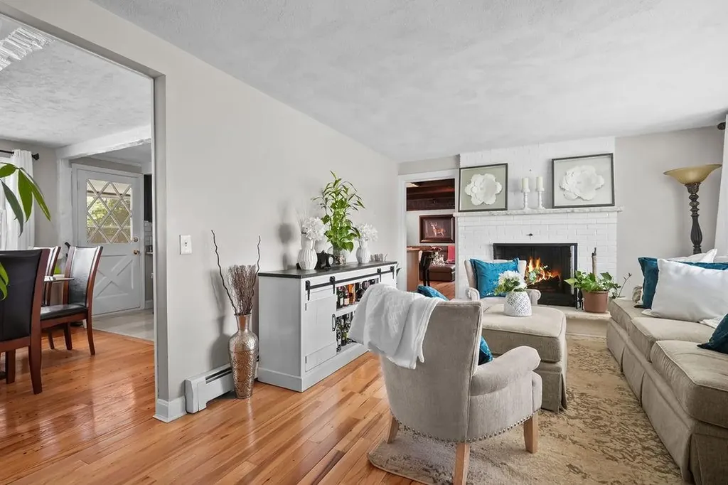 42 Pinewood Drive North Providence RI 02904