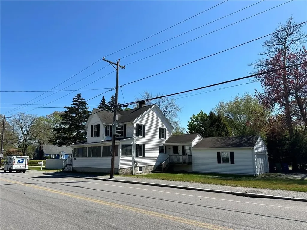 126 Church Avenue Warwick RI 02889