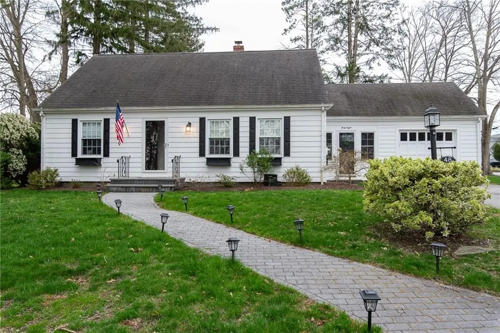 48 Leroy Avenue Warwick RI 02889
