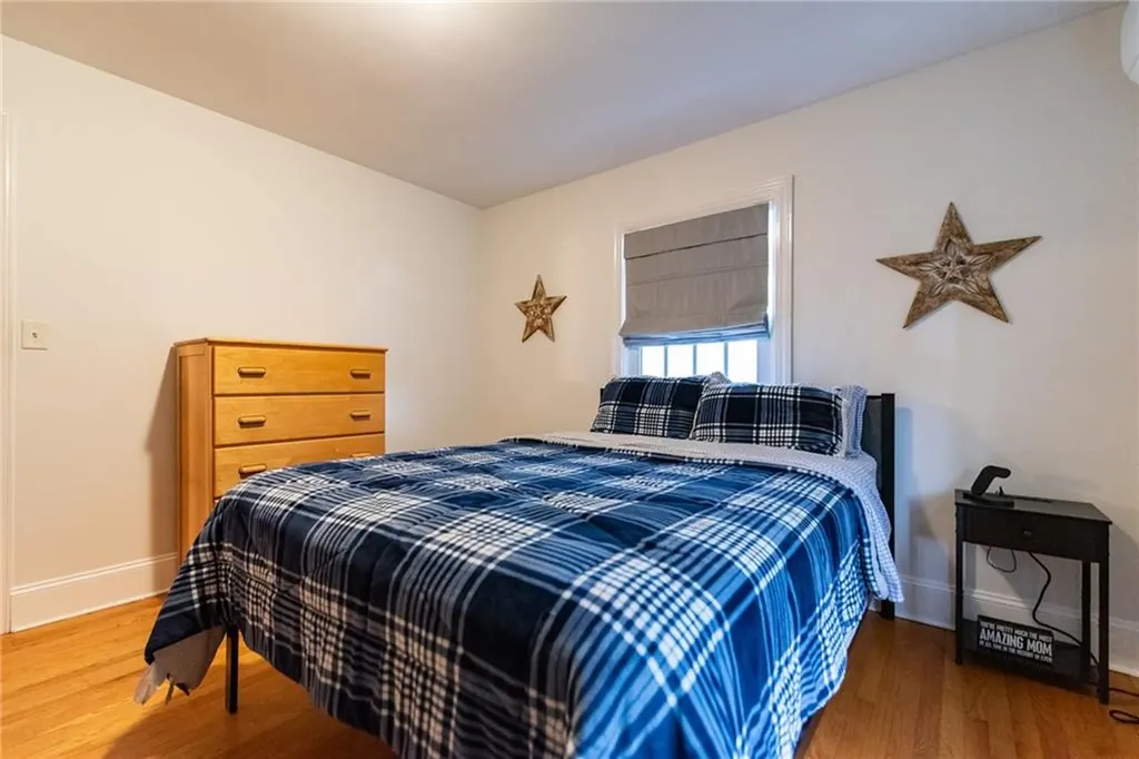 48 Leroy Avenue Warwick RI 02889
