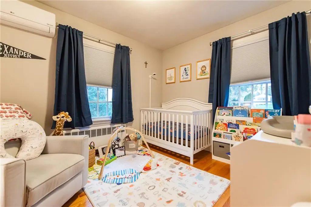 48 Leroy Avenue Warwick RI 02889