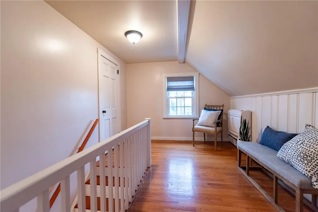 48 Leroy Avenue Warwick RI 02889