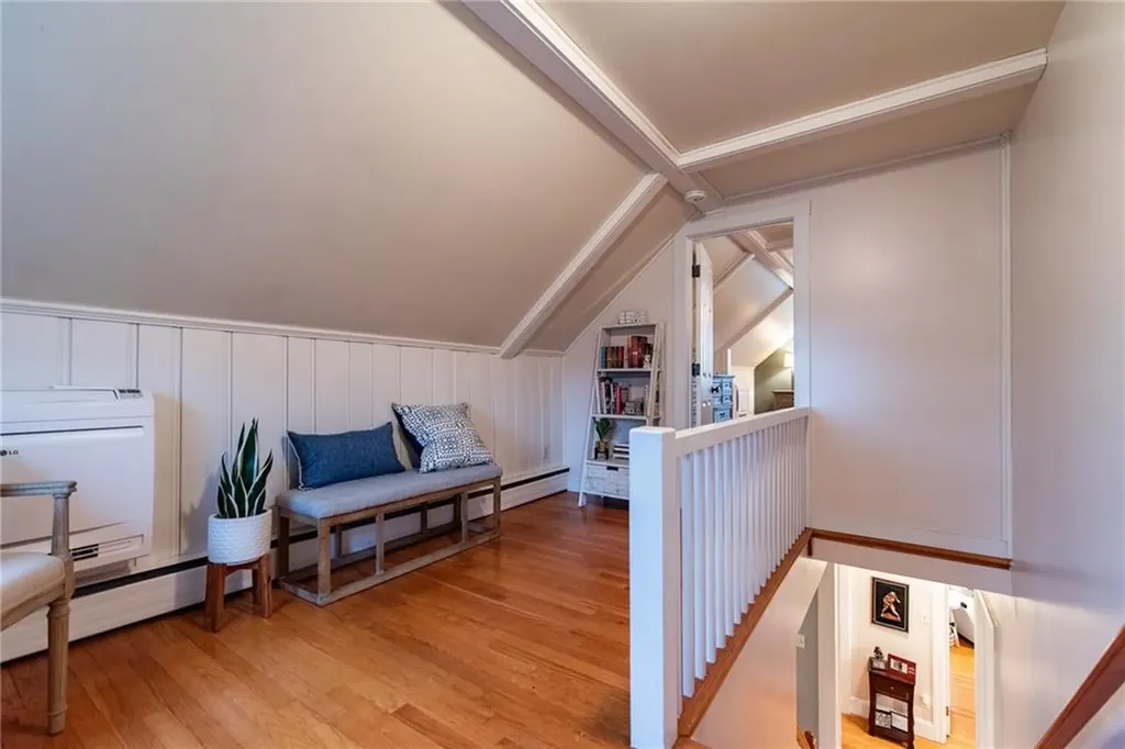 48 Leroy Avenue Warwick RI 02889