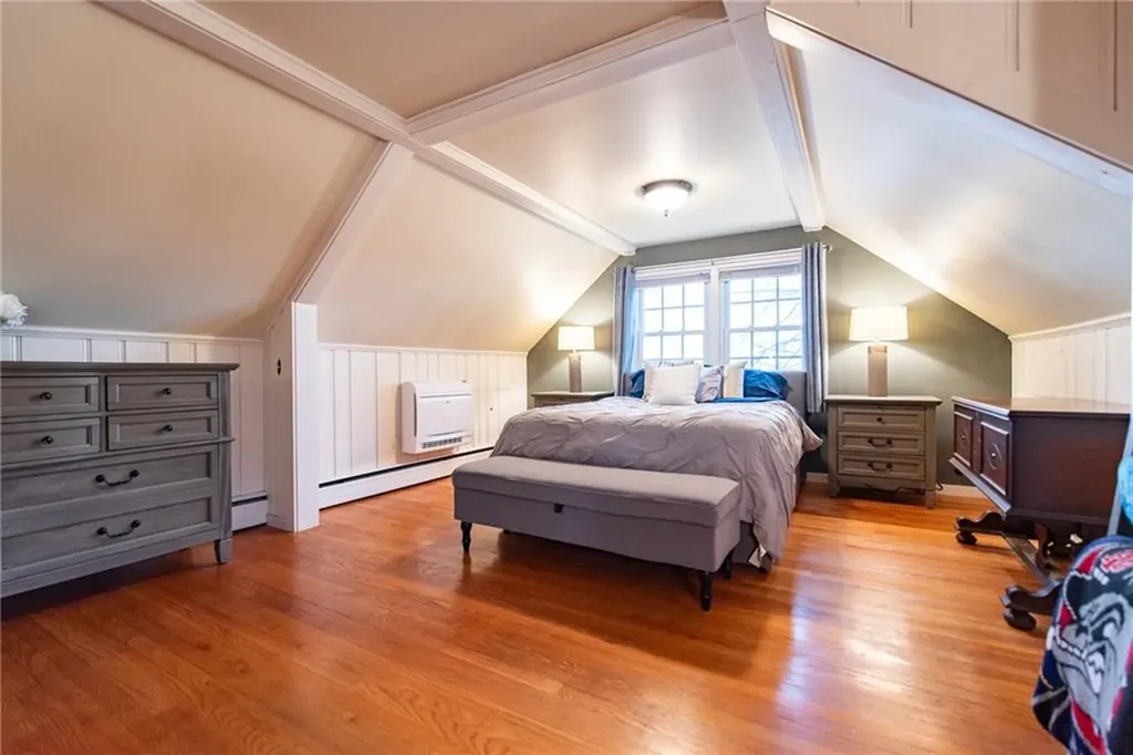 48 Leroy Avenue Warwick RI 02889