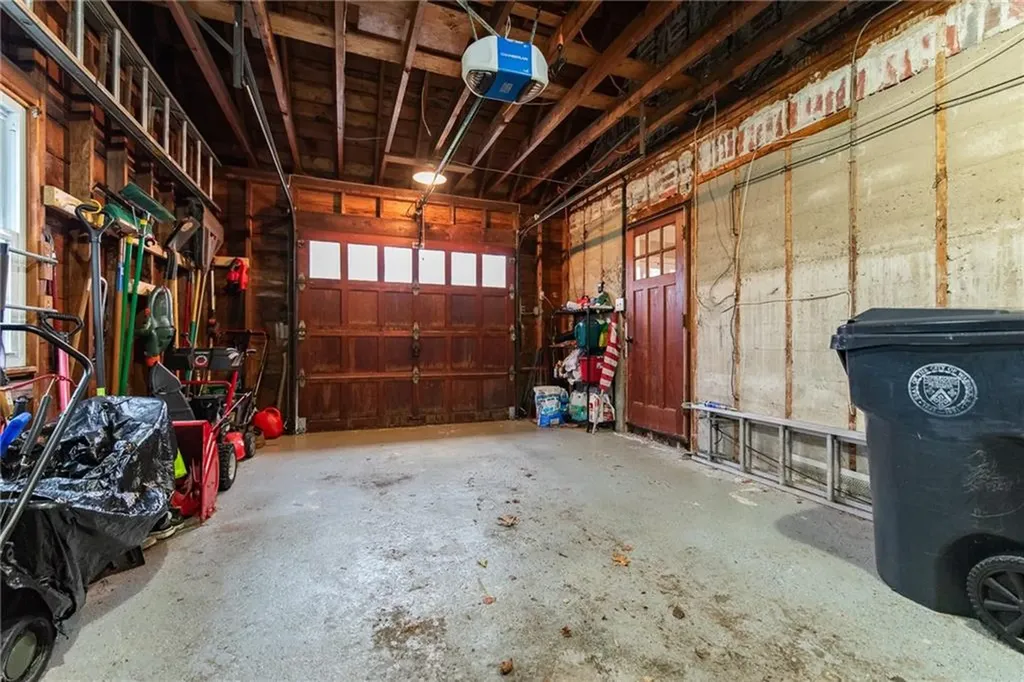 48 Leroy Avenue Warwick RI 02889