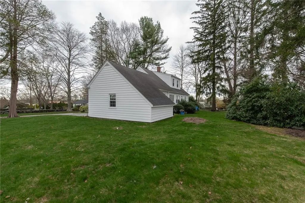 48 Leroy Avenue Warwick RI 02889