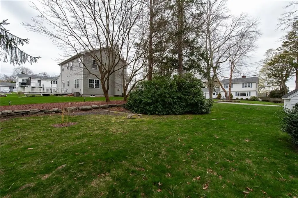 48 Leroy Avenue Warwick RI 02889