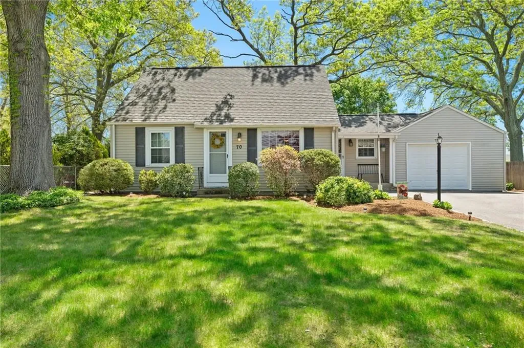 70 Grotto Avenue Warwick RI 02888