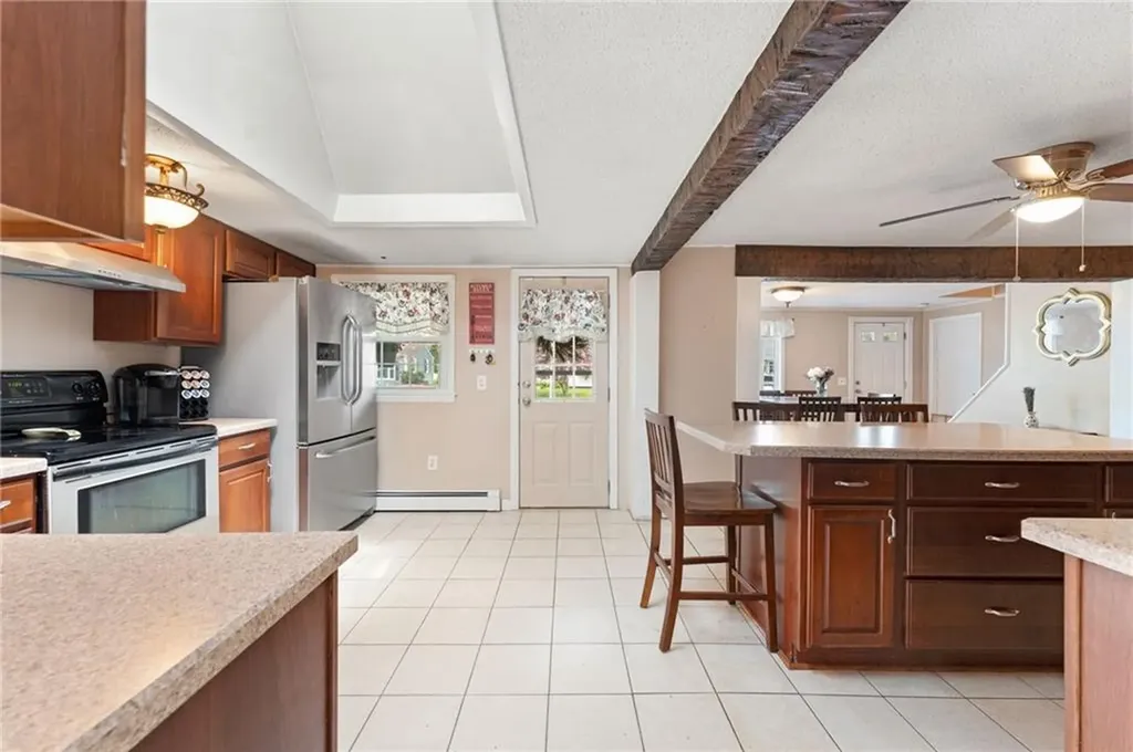 70 Grotto Avenue Warwick RI 02888