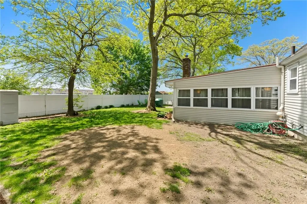 70 Grotto Avenue Warwick RI 02888