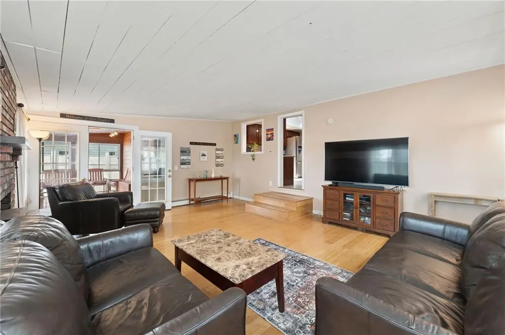70 Grotto Avenue Warwick RI 02888