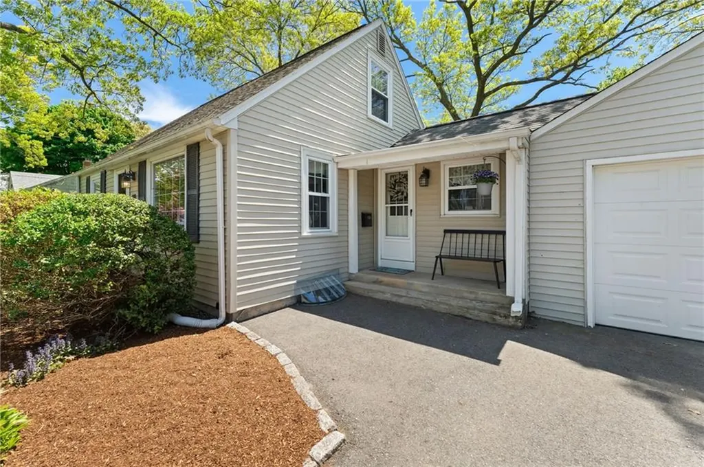 70 Grotto Avenue Warwick RI 02888