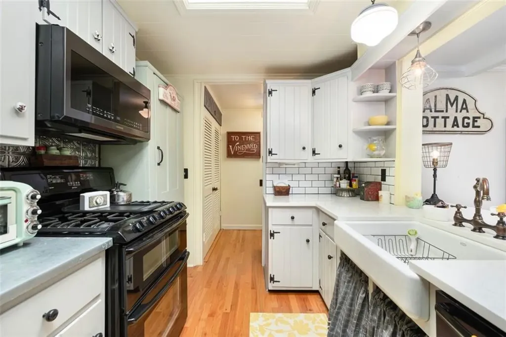 28 Sherman Avenue Lincoln RI 02865