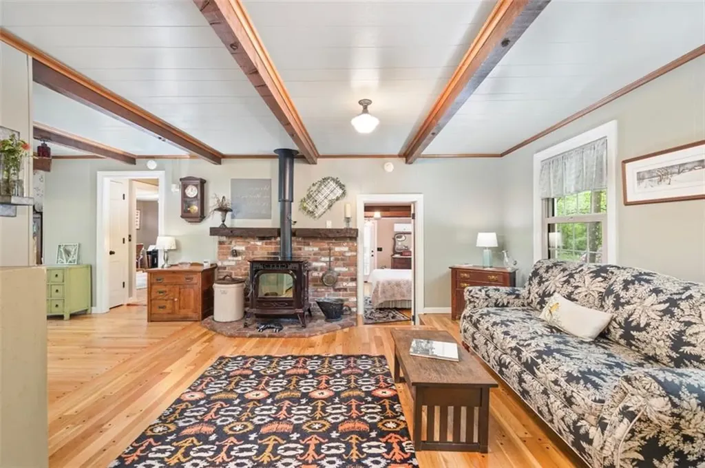 28 Sherman Avenue Lincoln RI 02865