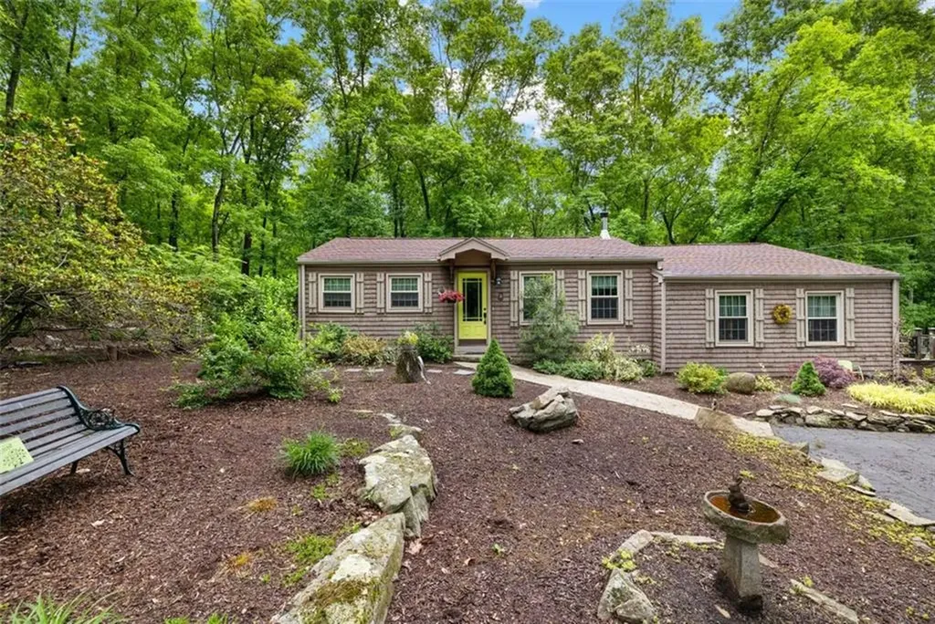28 Sherman Avenue Lincoln RI 02865