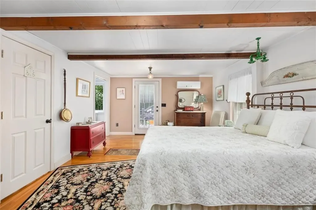 28 Sherman Avenue Lincoln RI 02865