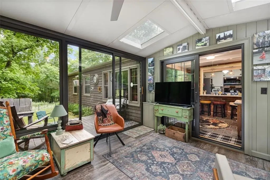 28 Sherman Avenue Lincoln RI 02865