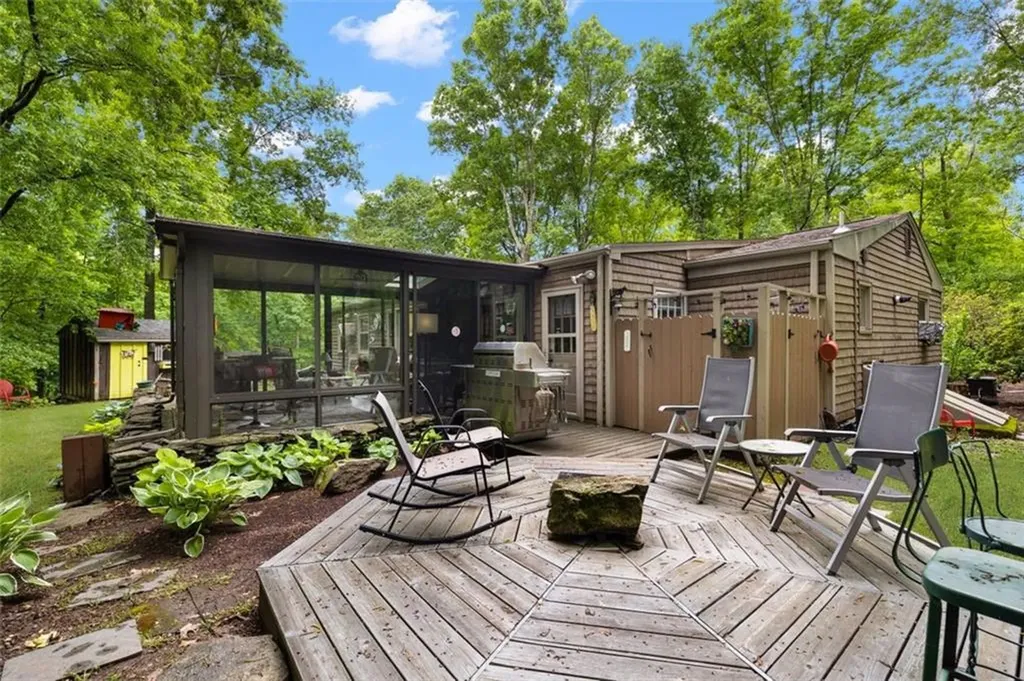 28 Sherman Avenue Lincoln RI 02865