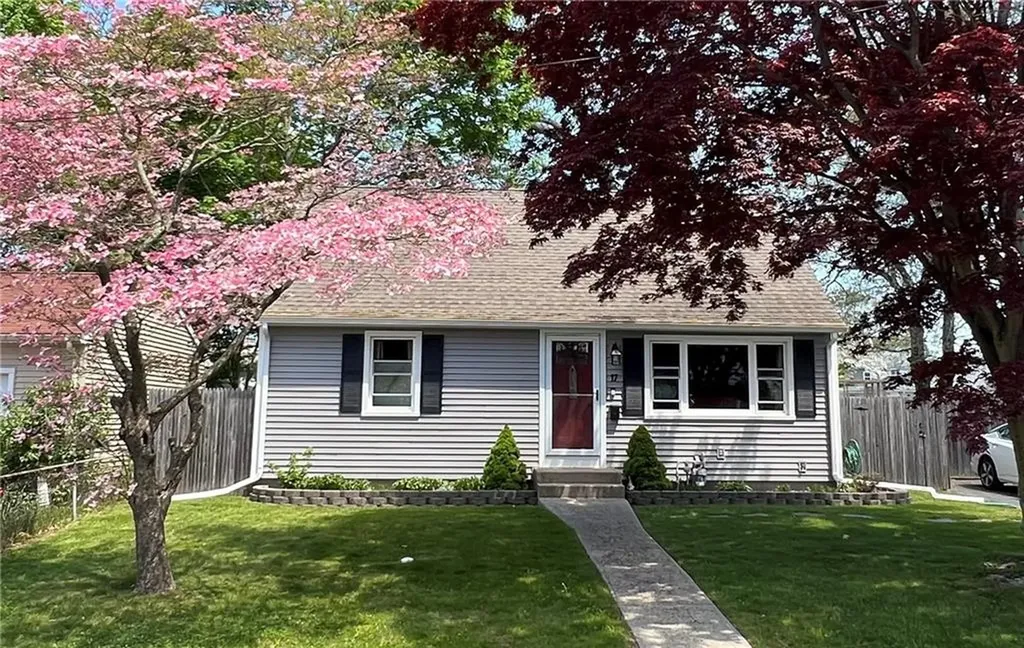 17 Flynn Avenue Cranston RI 02920