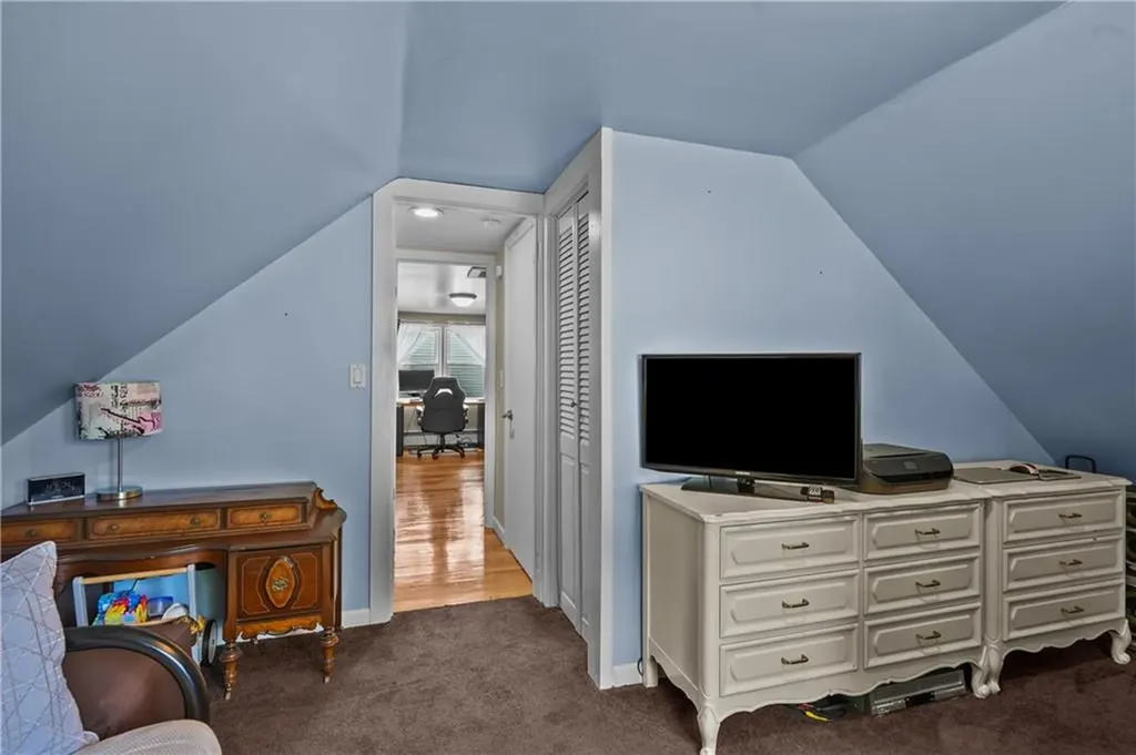 17 Flynn Avenue Cranston RI 02920
