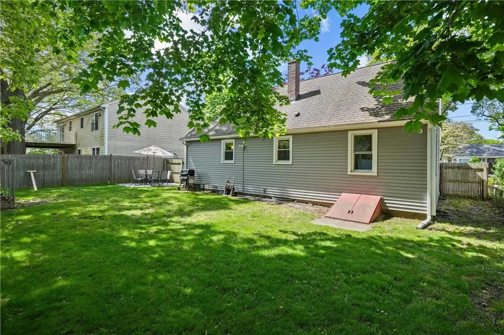 17 Flynn Avenue Cranston RI 02920